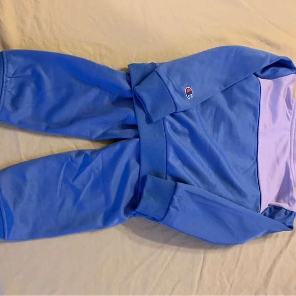 Champion girl’s NWOT size 2T track set - Picture 4 of 4